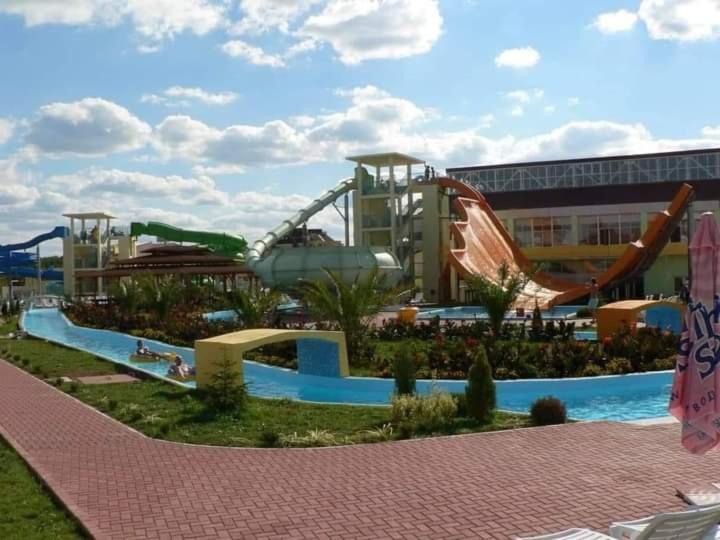 Family Hotel Bohemi II Πριμόρσκο Εξωτερικό φωτογραφία